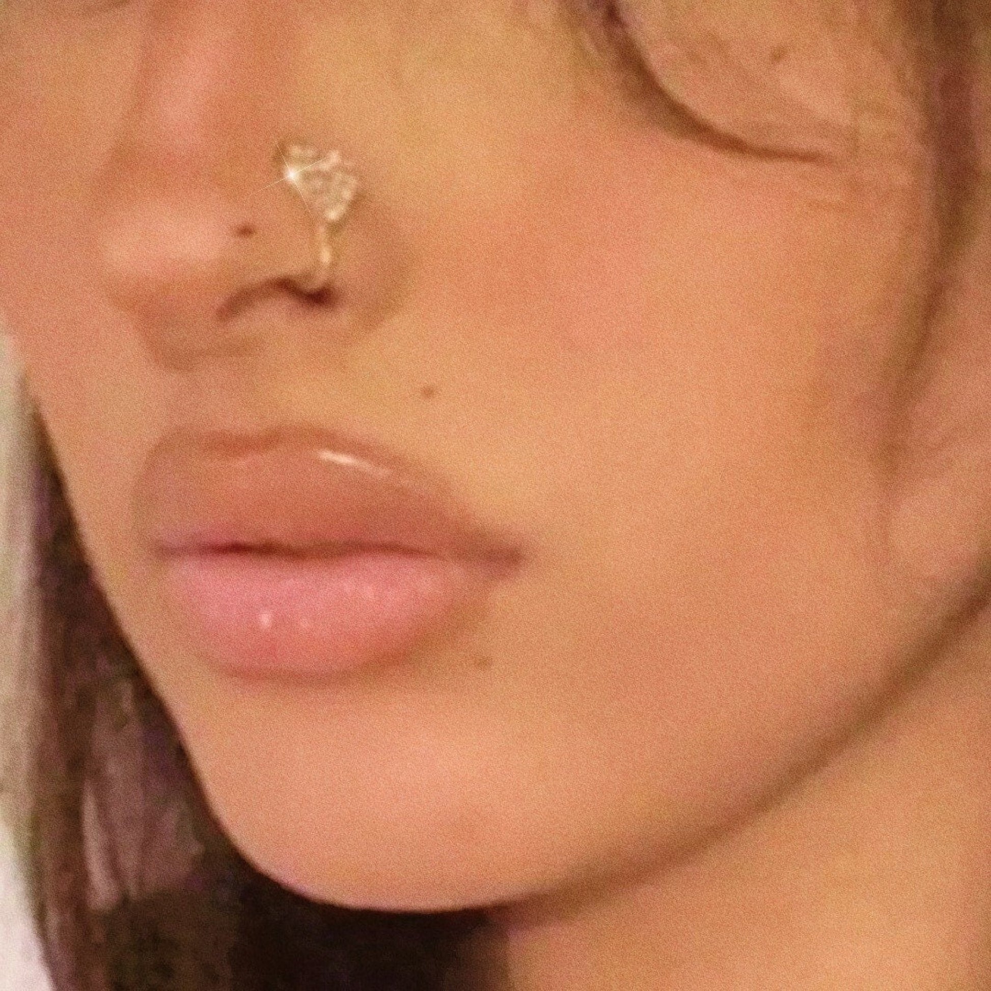 Full heart nose cuff in silver